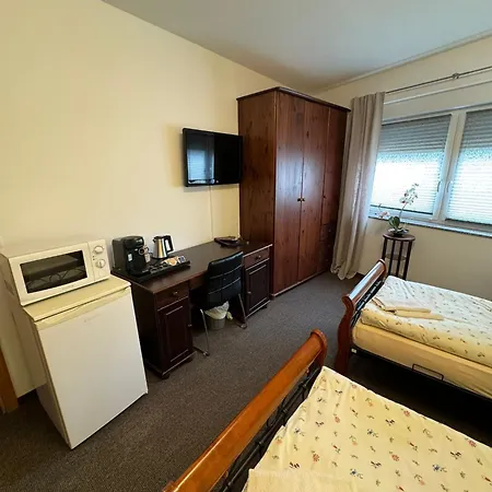 Zur Traube 2 Pensionat