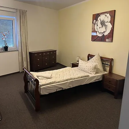 Zur Traube 2 3* Bergheim (Rhein-Erft-Kreis)